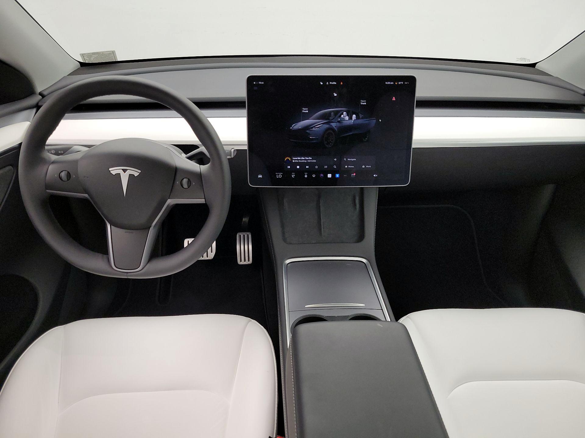 Thumbnail: 2024 Tesla Model Y - 9