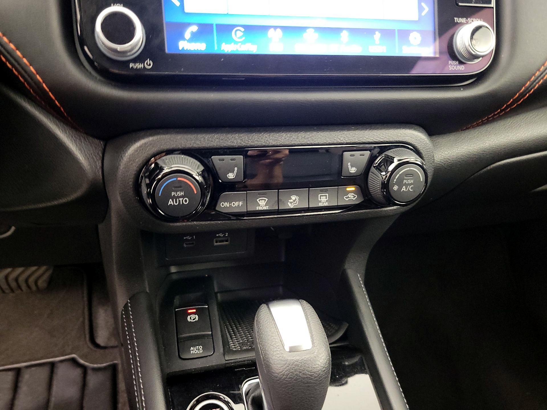 Thumbnail: 2024 Nissan Kicks - 16