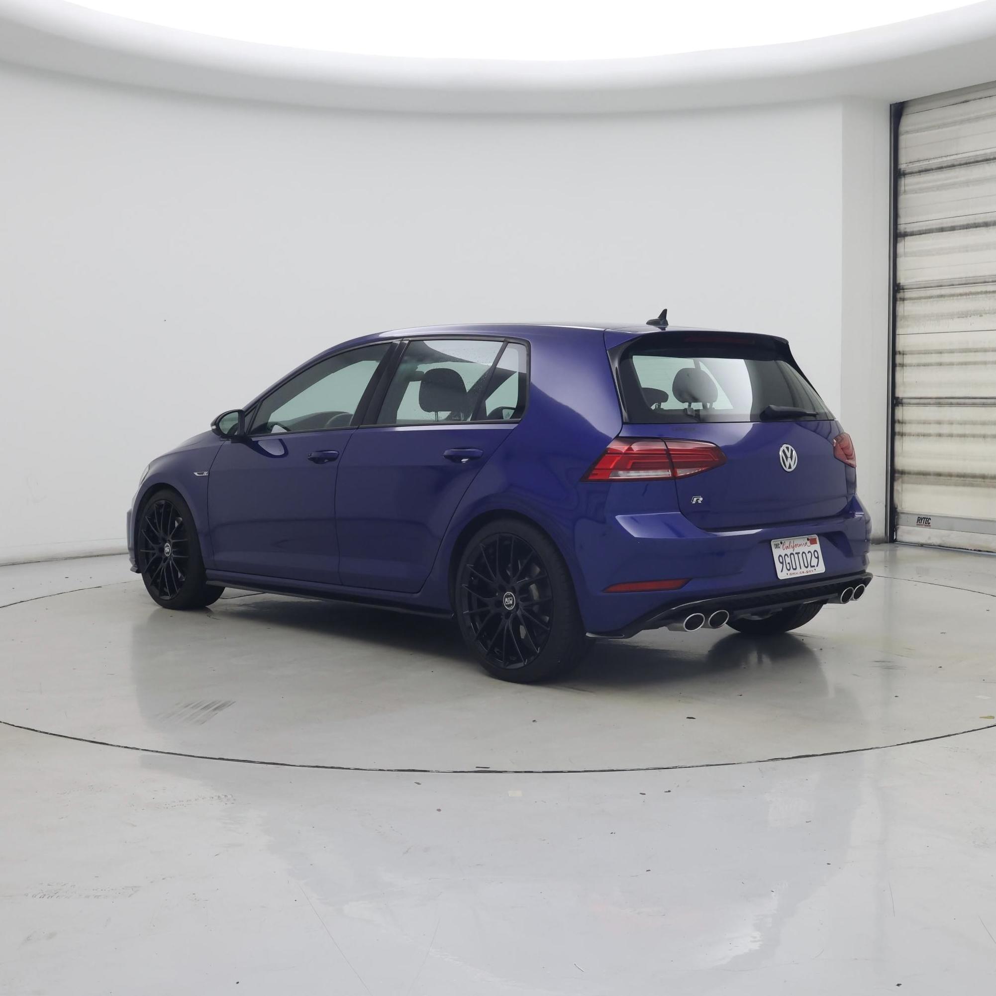 Thumbnail: 2019 Volkswagen Golf - 2