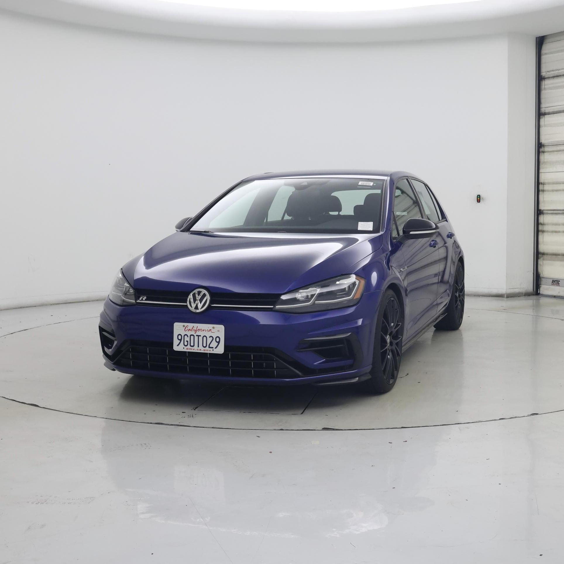 Thumbnail: 2019 Volkswagen Golf - 4