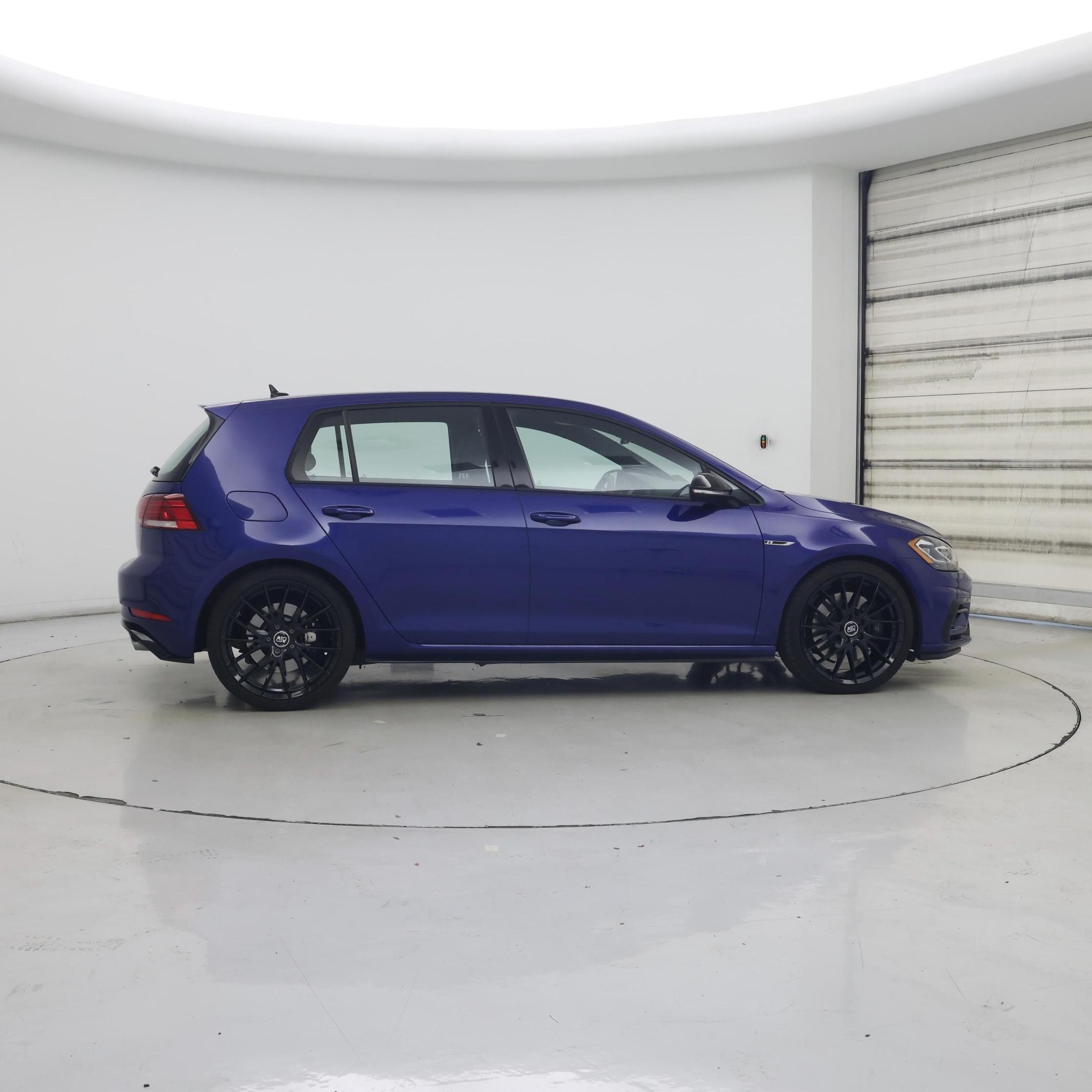 Thumbnail: 2019 Volkswagen Golf - 7