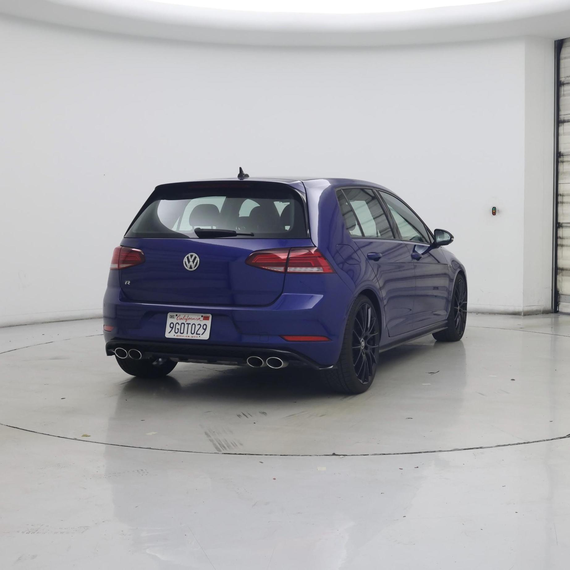 Thumbnail: 2019 Volkswagen Golf - 8