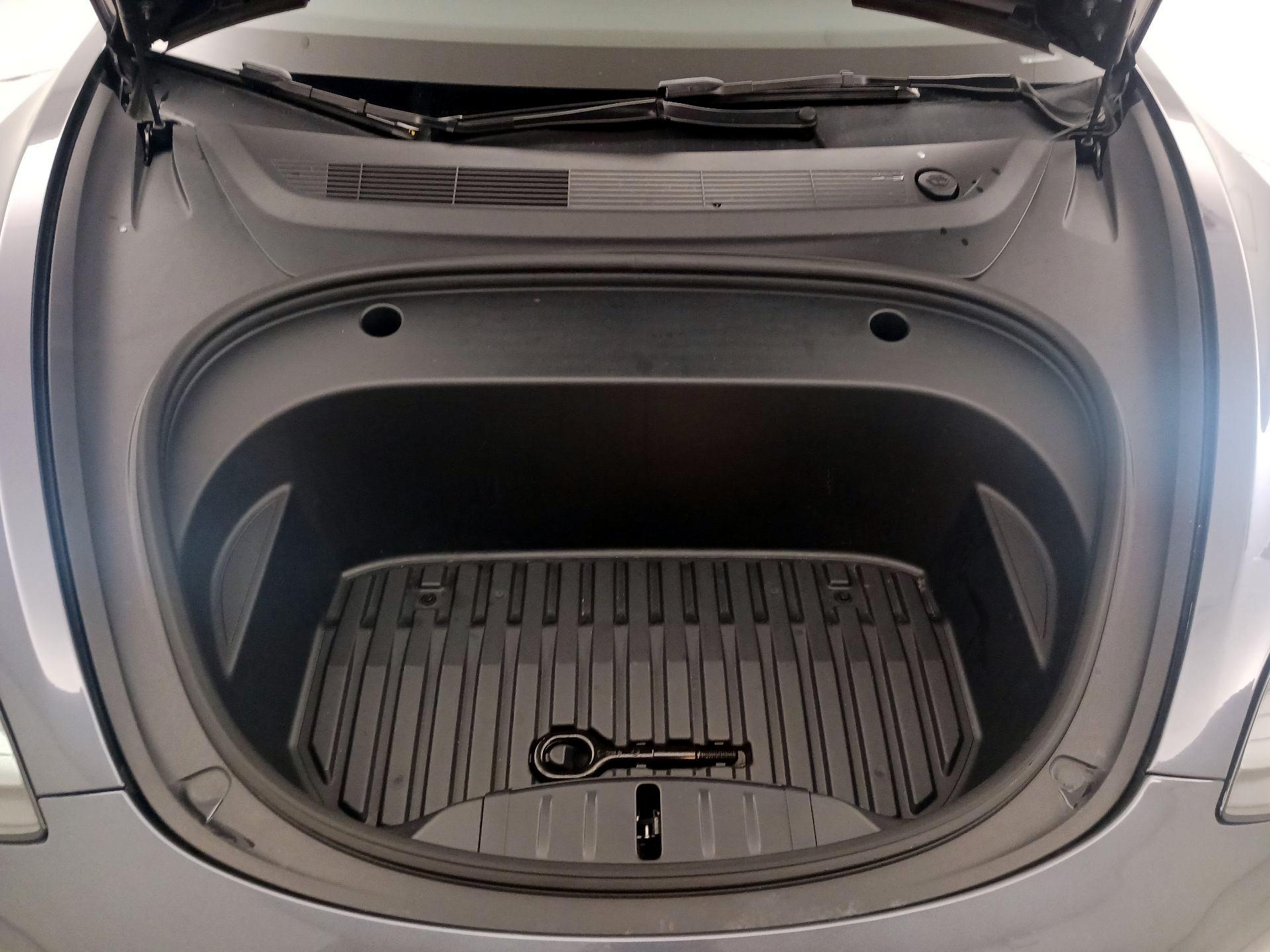 Thumbnail: 2023 Tesla Model 3 - 20