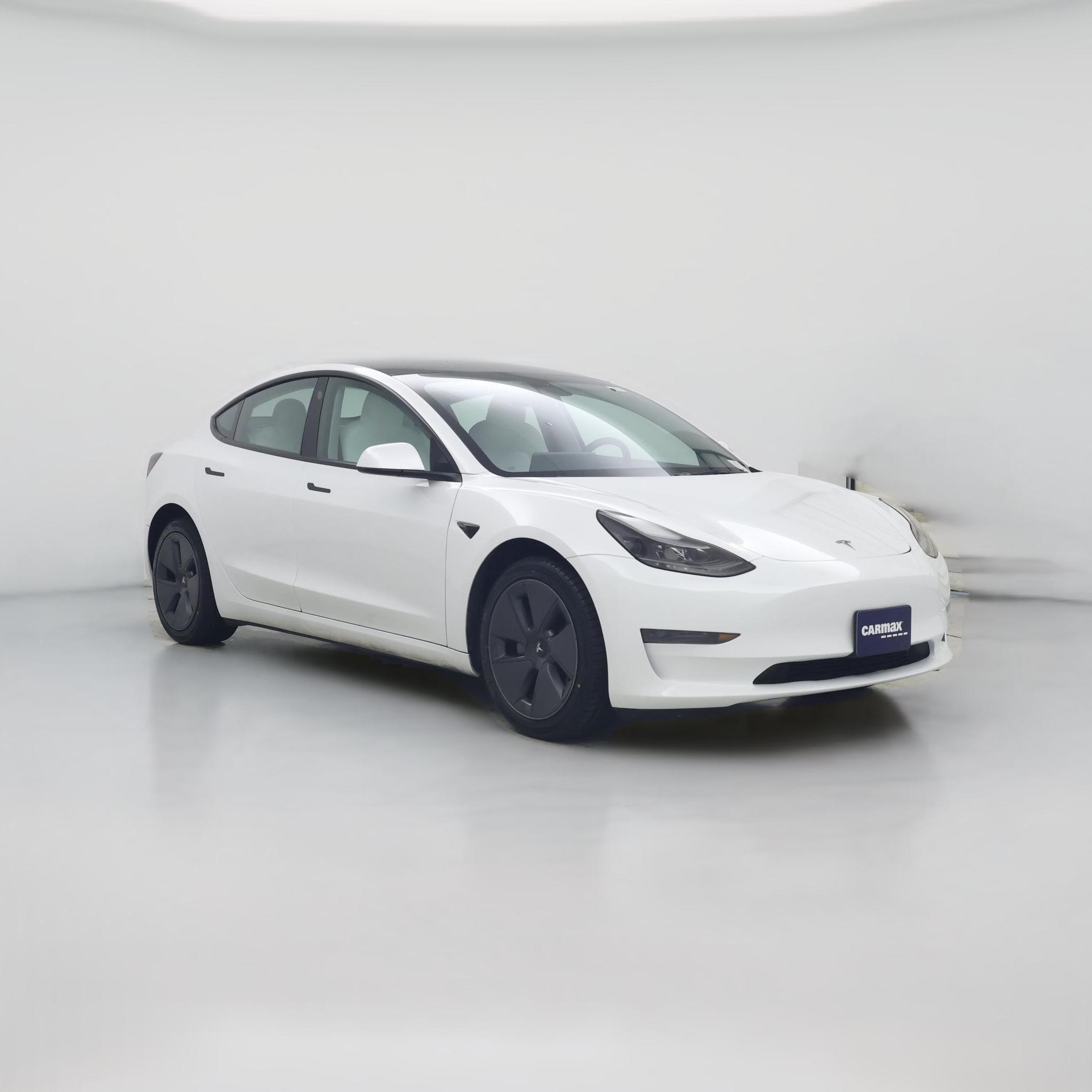 Thumbnail: 2023 Tesla Model 3 - 1
