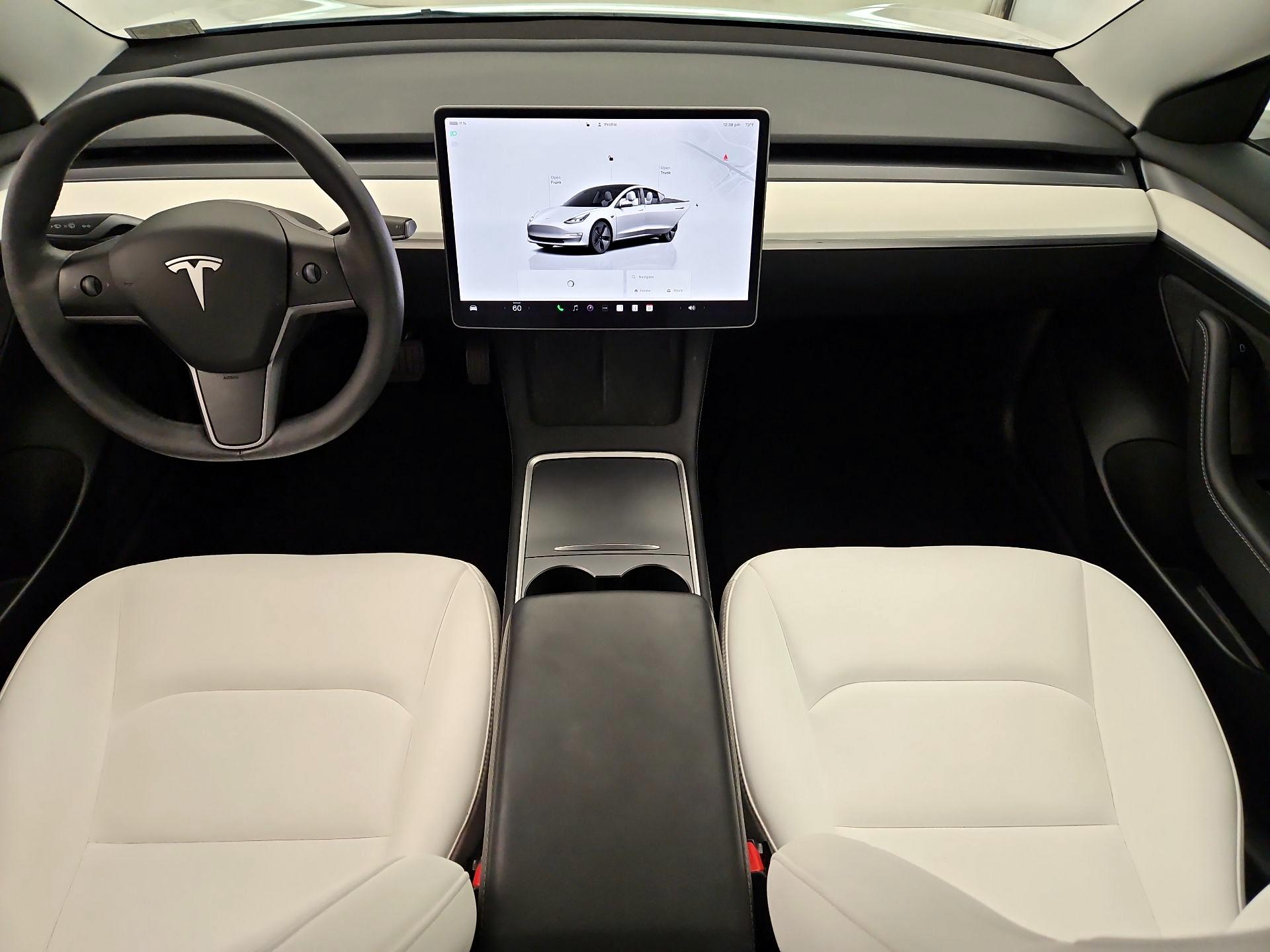 Thumbnail: 2023 Tesla Model 3 - 9