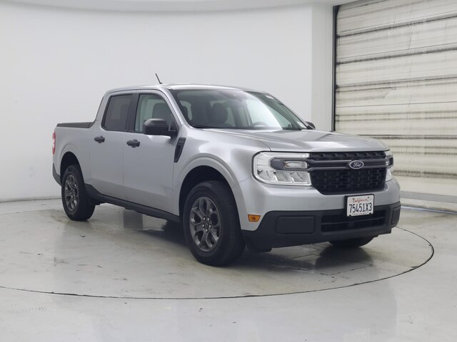 Silver 2024 Ford Maverick XLT SuperCrew FWD Pickup Truck Front-Wheel Drive Automatic