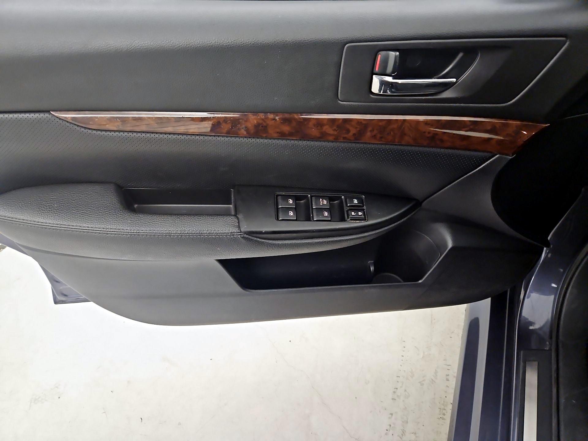 Thumbnail: 2014 Subaru Legacy - 12