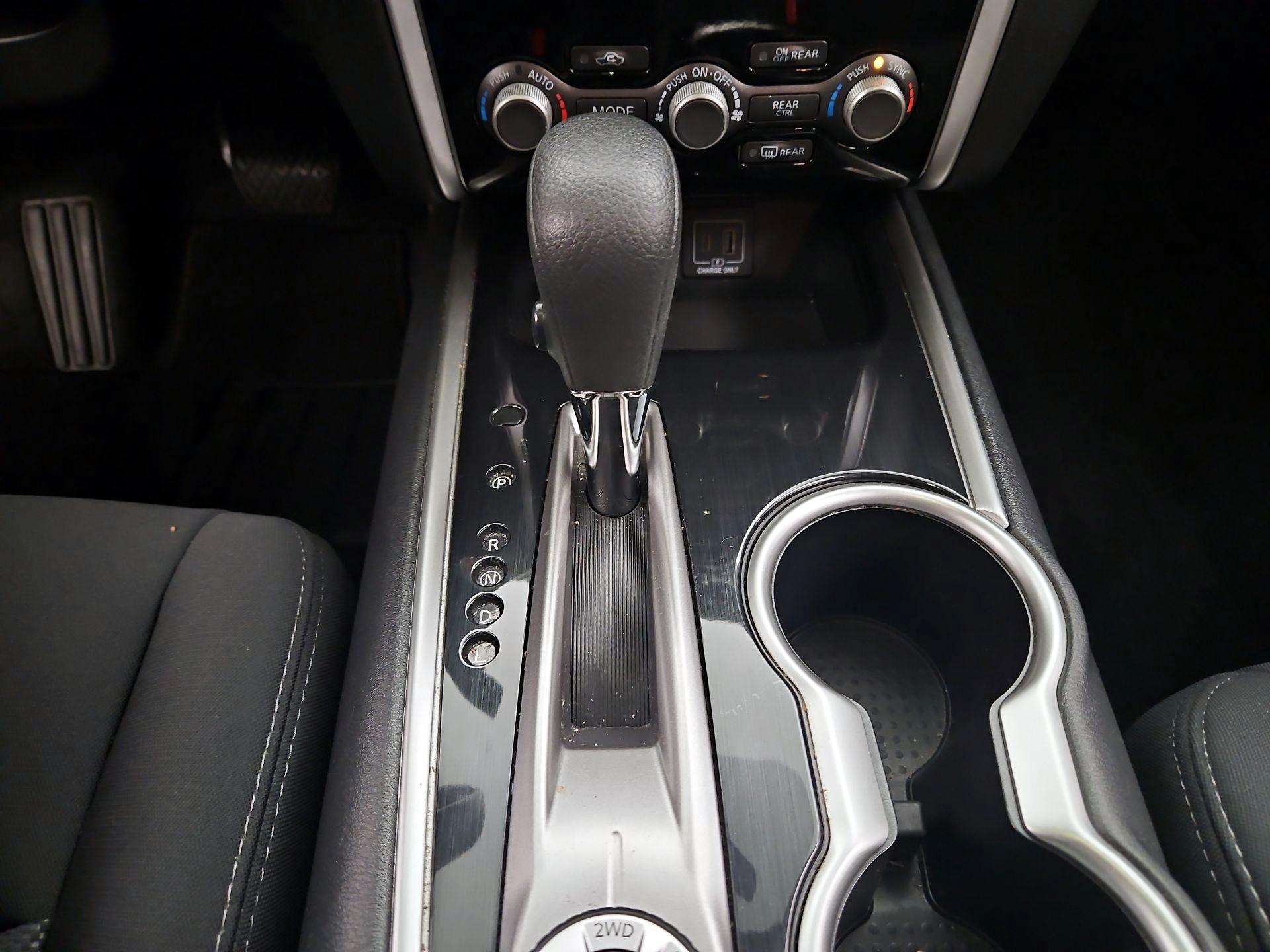 Thumbnail: 2020 Nissan Pathfinder - 17