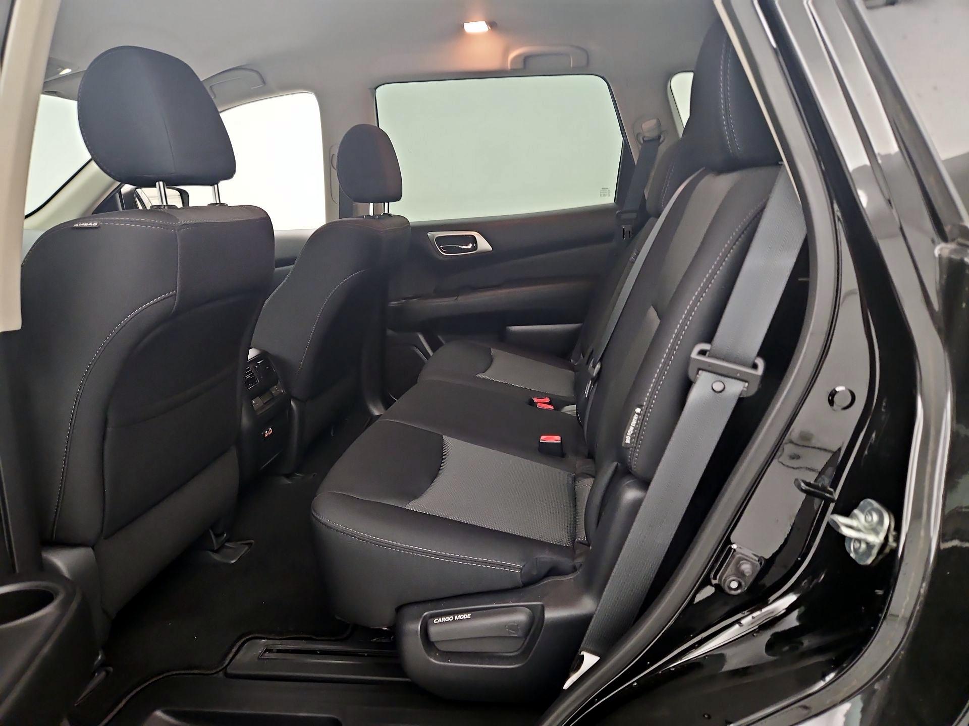 Thumbnail: 2020 Nissan Pathfinder - 19