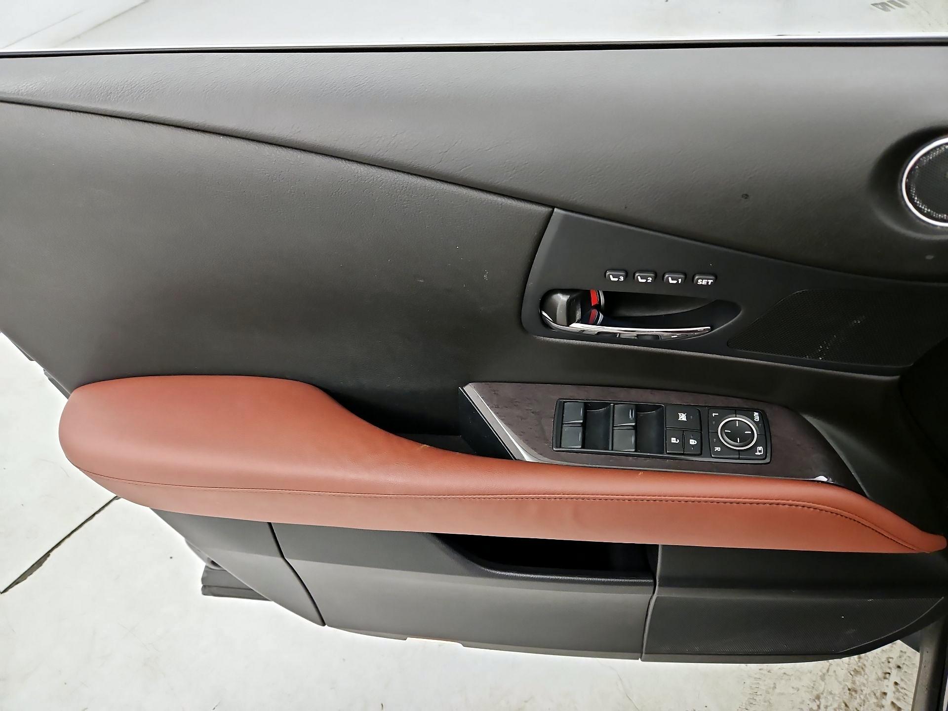 Thumbnail: 2015 Lexus RX - 12