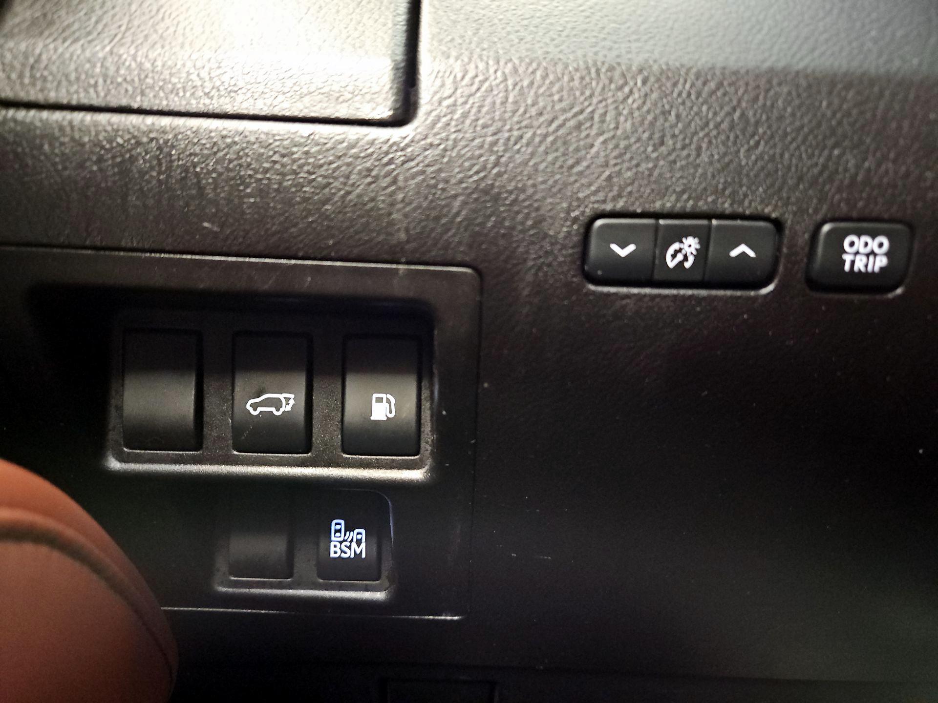 Thumbnail: 2015 Lexus RX - 13