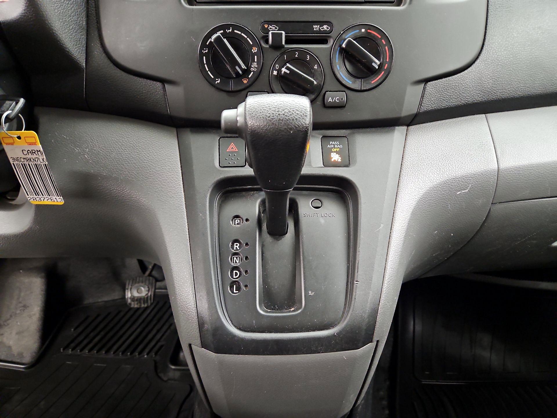 Thumbnail: 2020 Nissan NV200 - 17