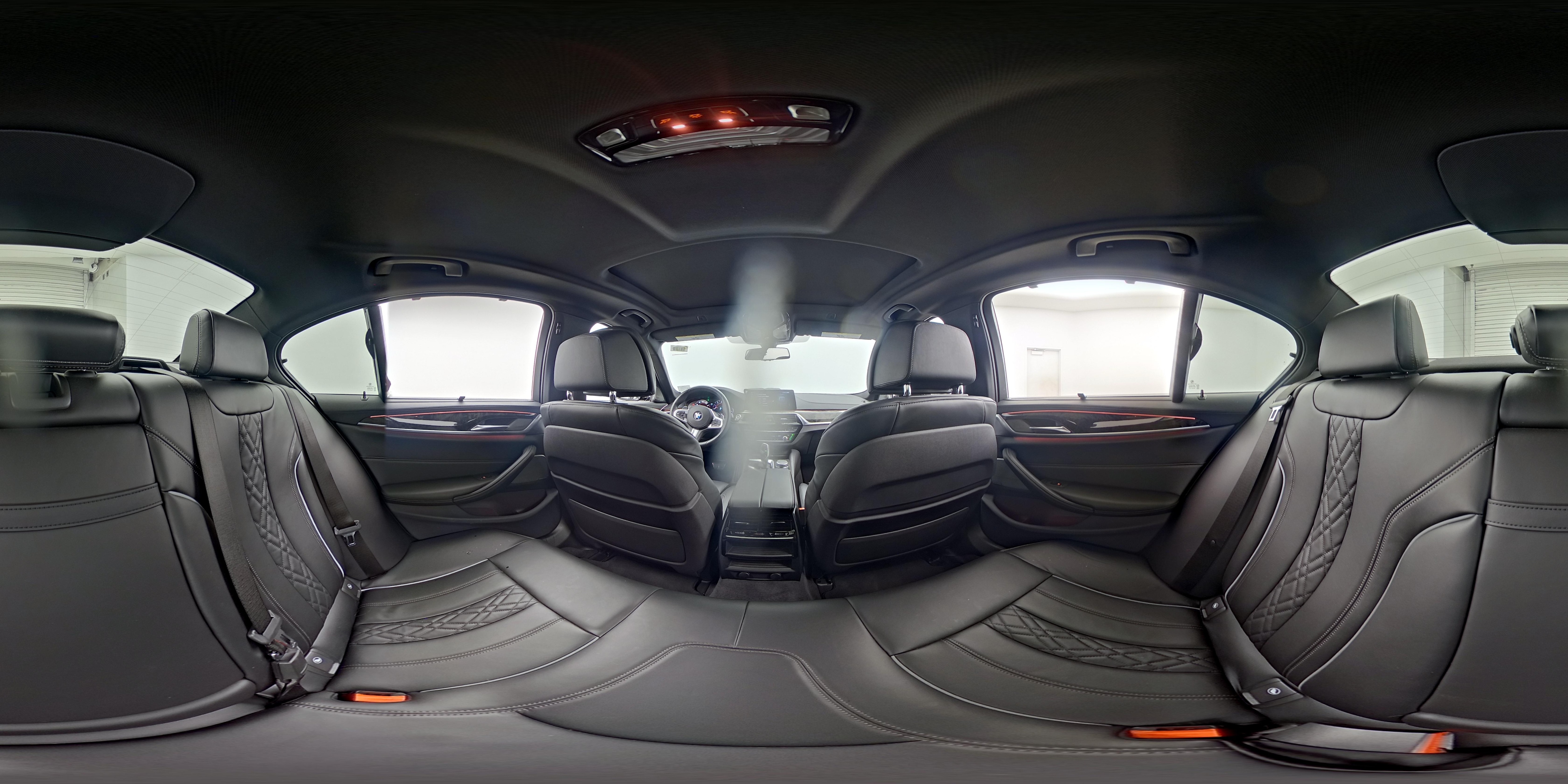 2018 BMW 5 Series 540i - Photo 26