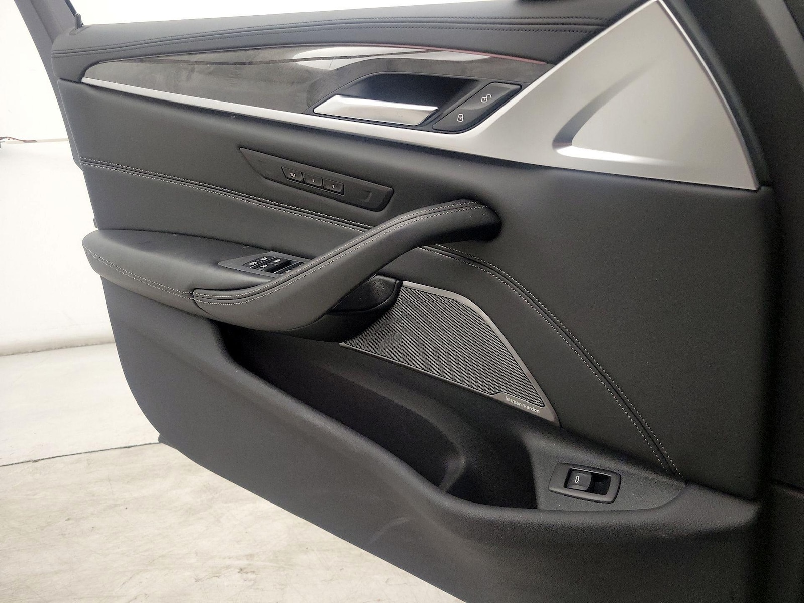 2018 BMW 5 Series 540i - Photo 13