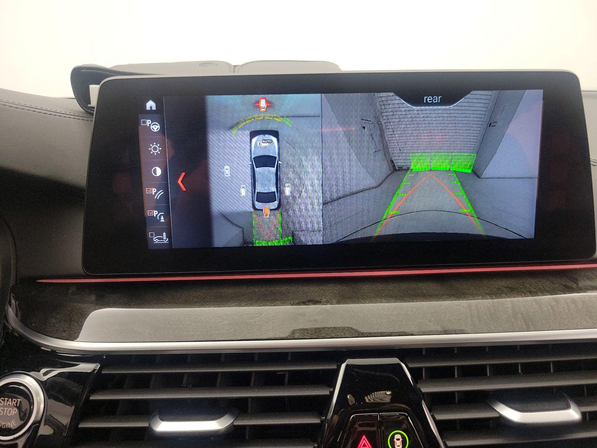 Thumbnail: 2018 BMW 5 Series - 14