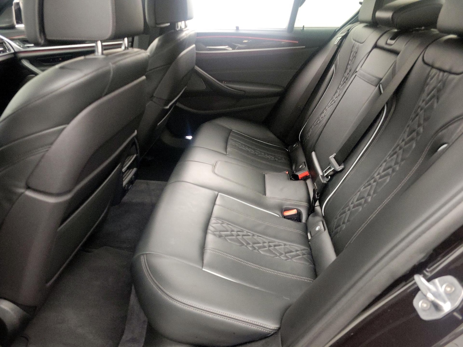 2018 BMW 5 Series 540i - Photo 21