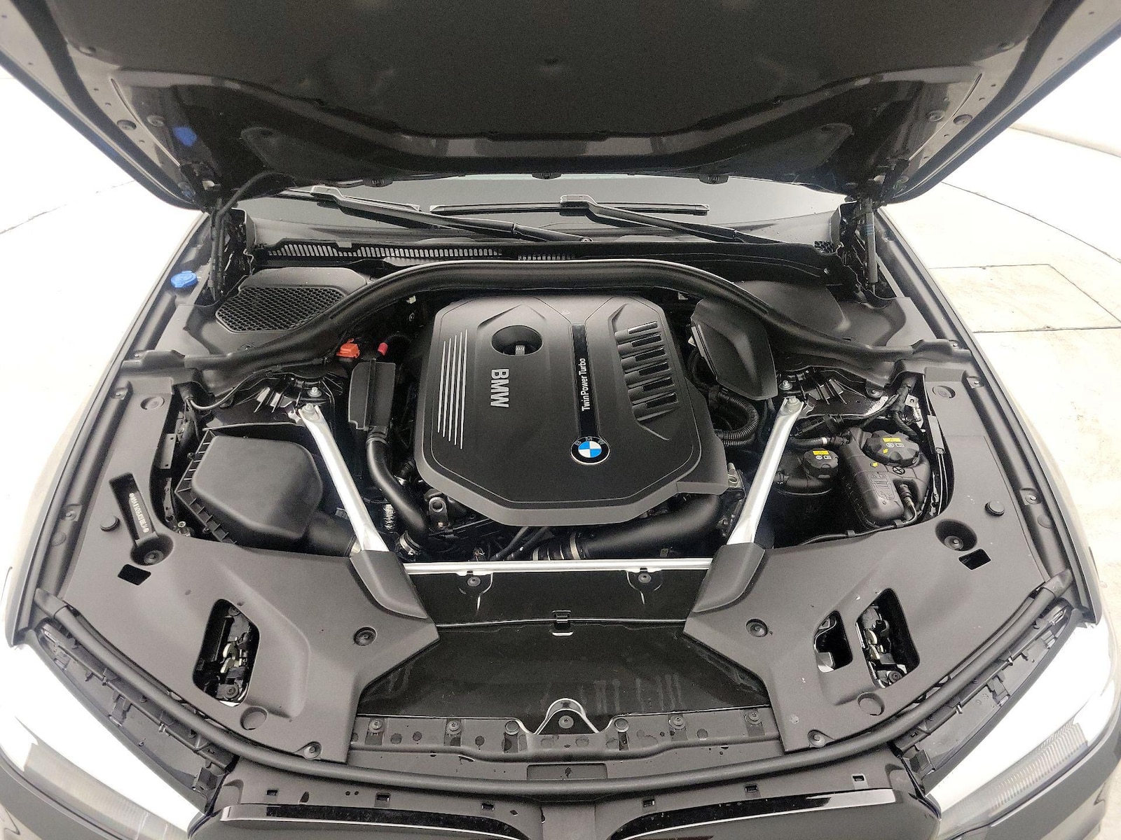 2018 BMW 5 Series 540i - Photo 23