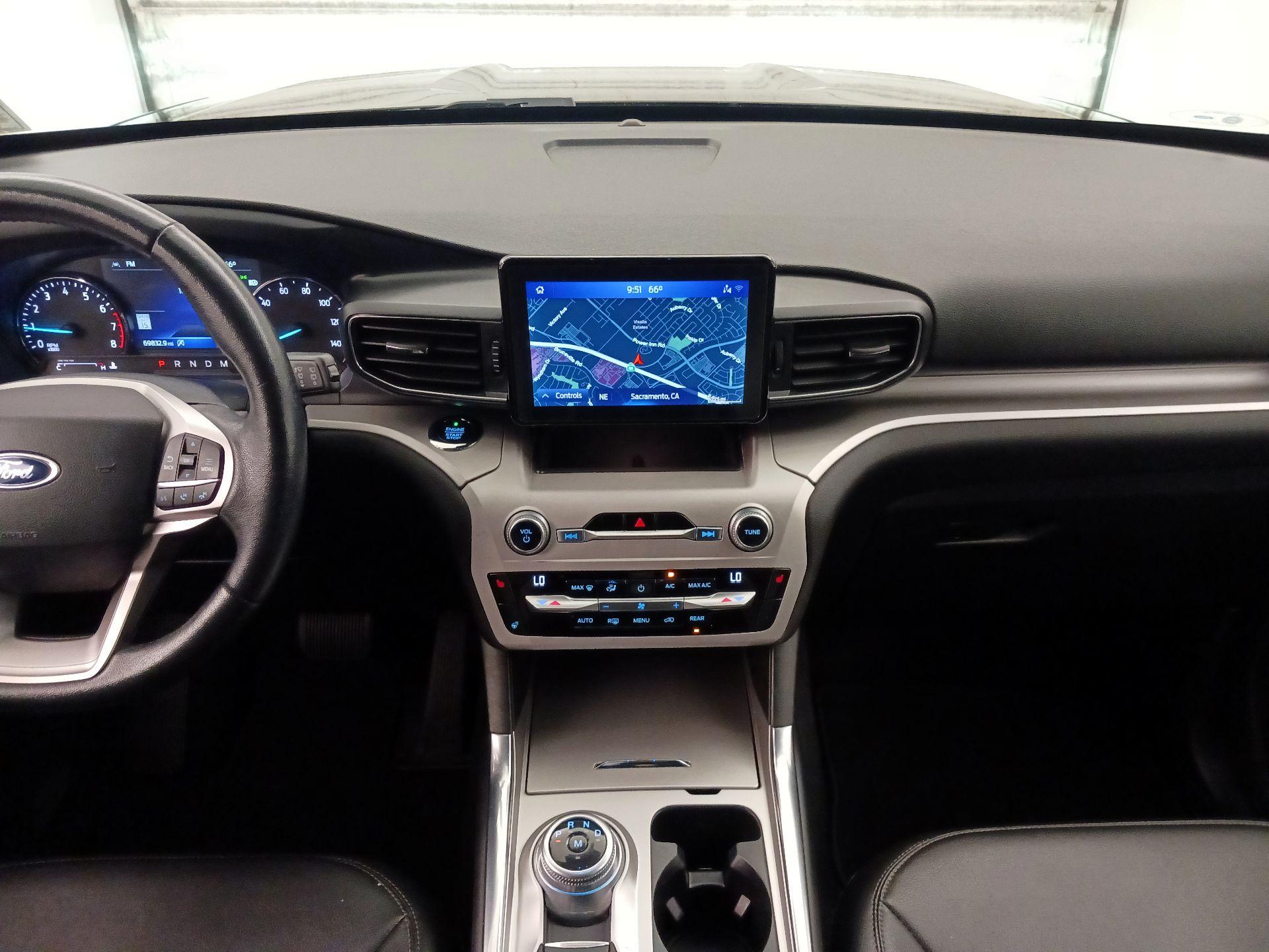 Thumbnail: 2020 Ford Explorer - 9