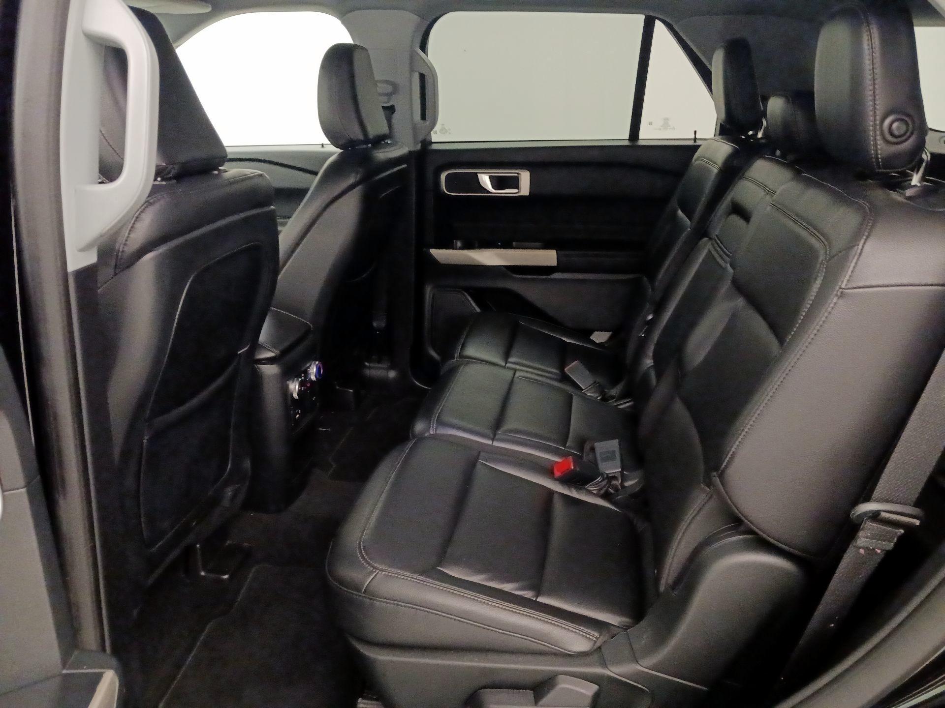 Thumbnail: 2020 Ford Explorer - 20