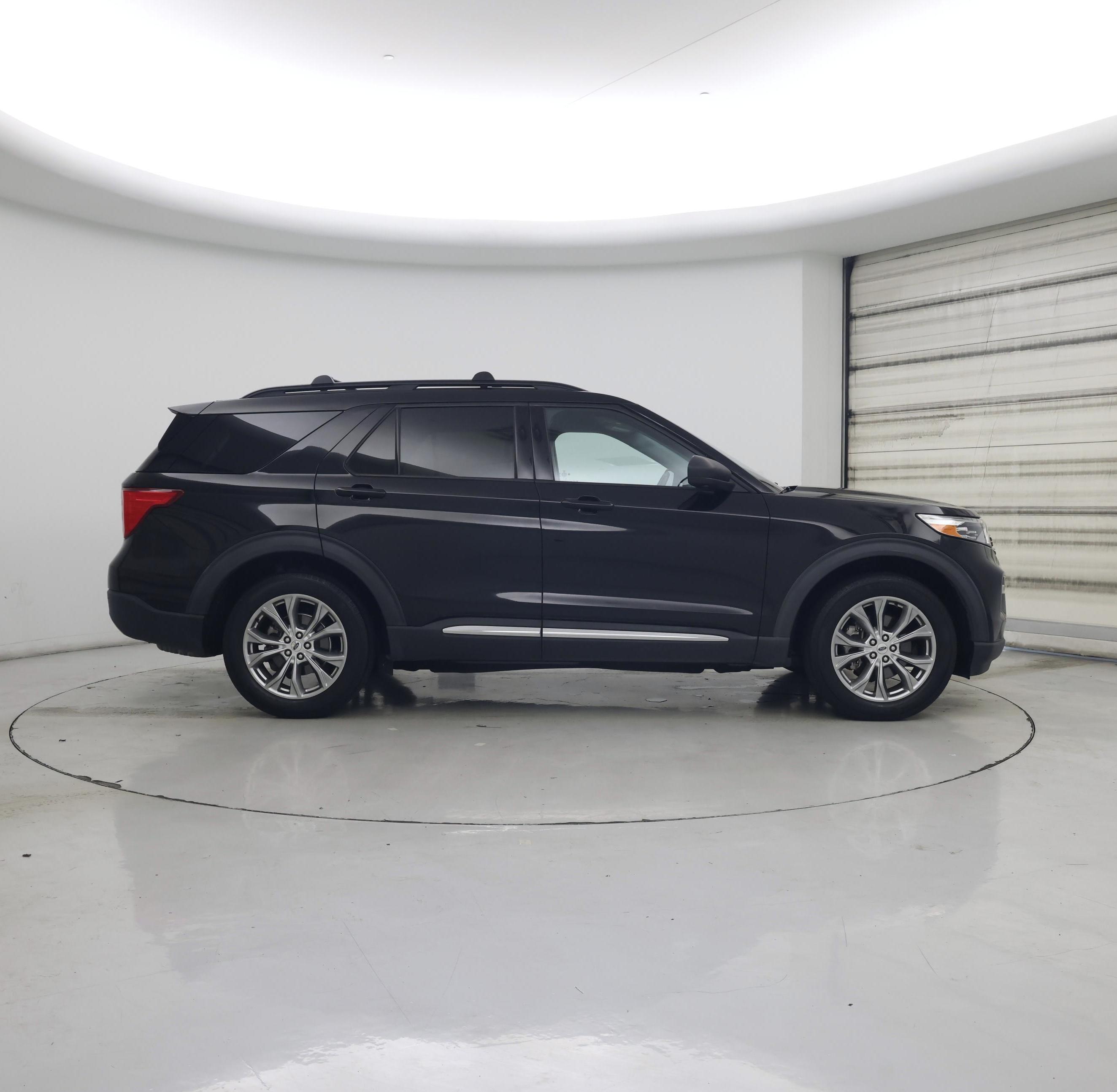 Thumbnail: 2020 Ford Explorer - 7
