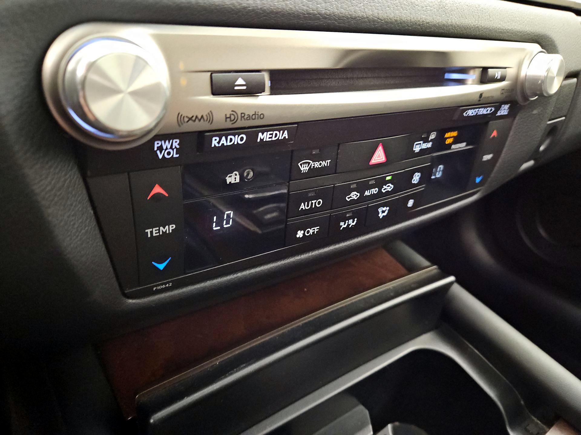 Thumbnail: 2014 Lexus GS - 16