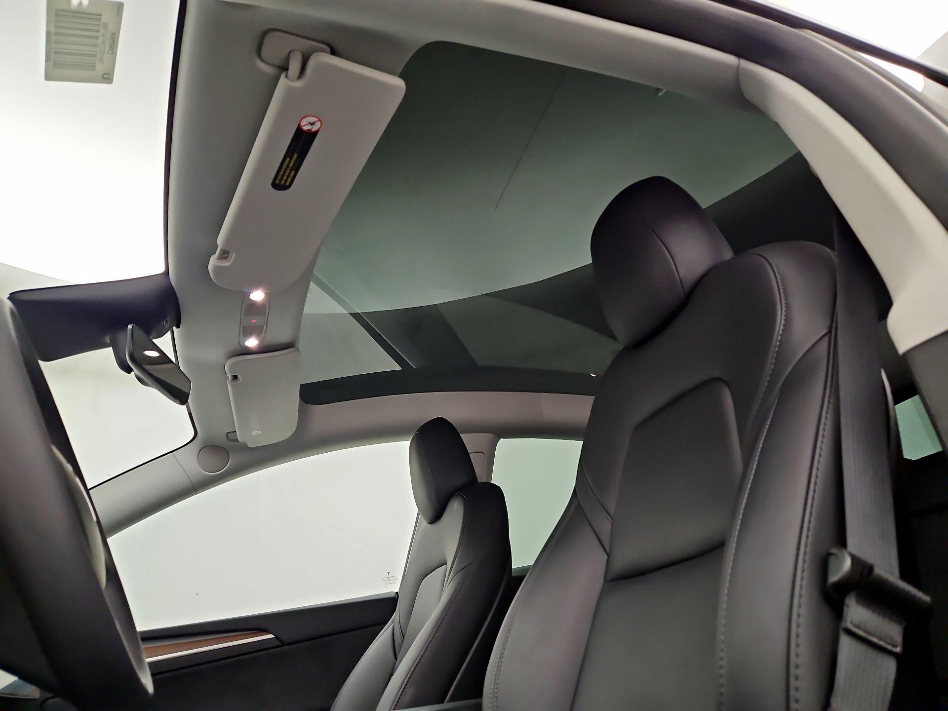 Thumbnail: 2023 Tesla Model Y - 18