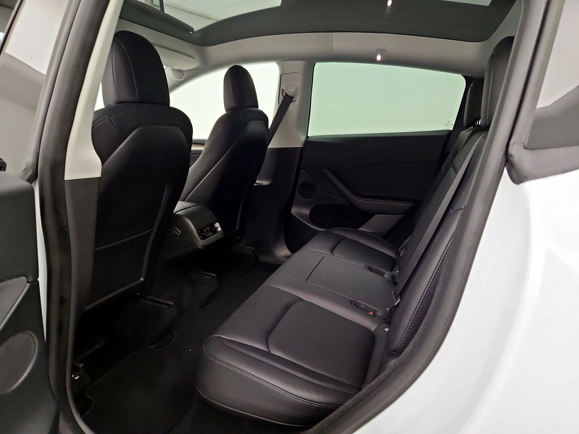 Thumbnail: 2023 Tesla Model Y - 19