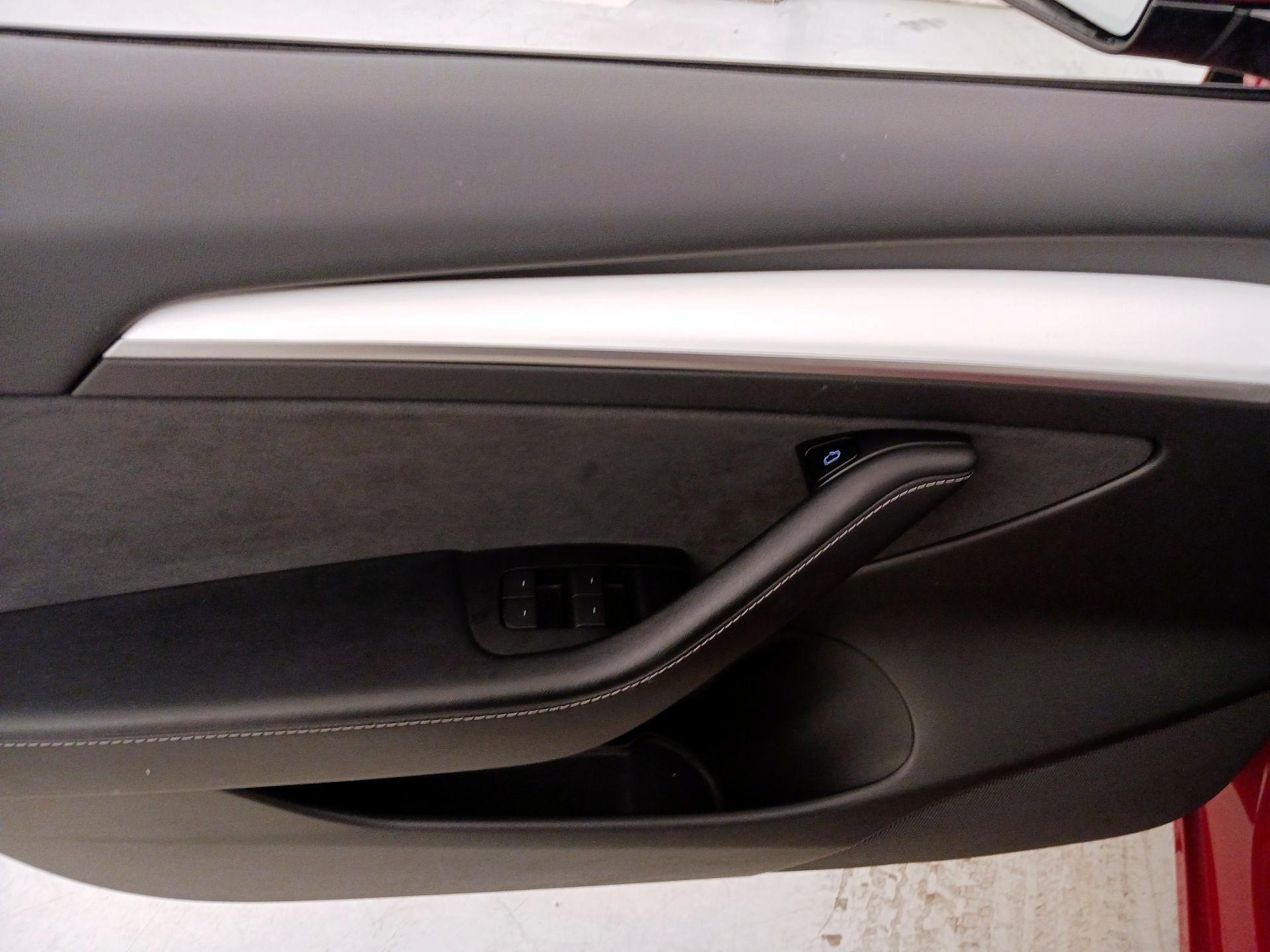 Thumbnail: 2022 Tesla Model 3 - 12