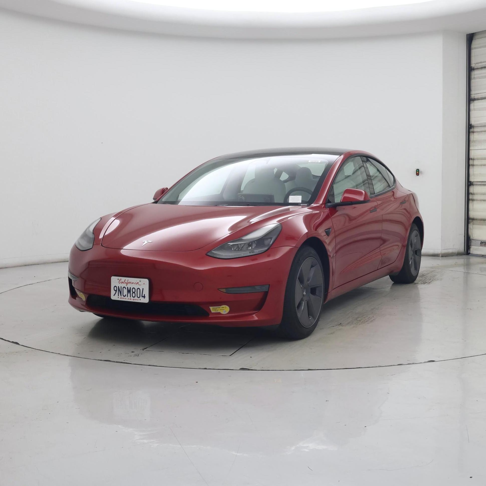 Thumbnail: 2022 Tesla Model 3 - 4