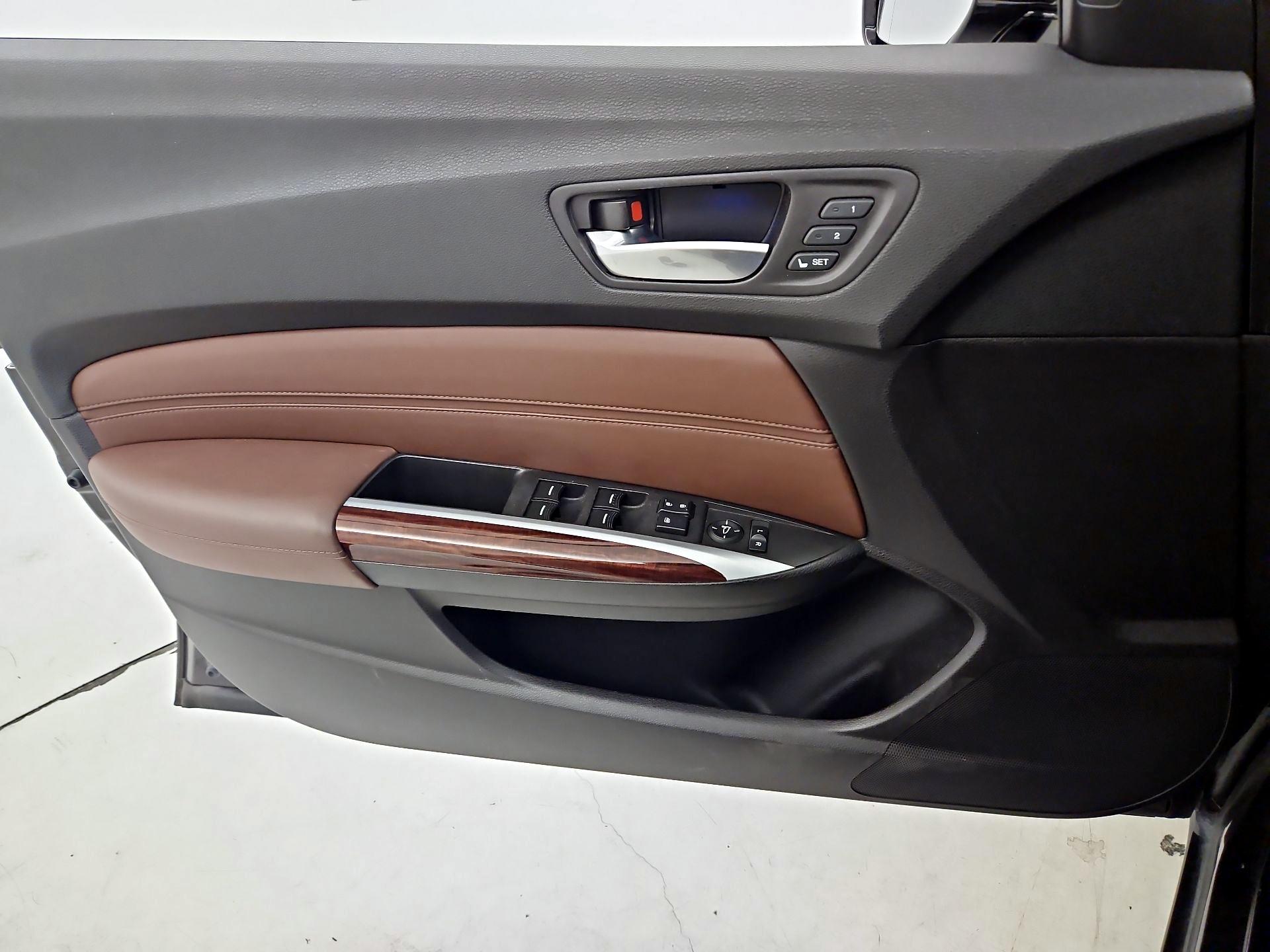 Thumbnail: 2015 Acura TLX - 12