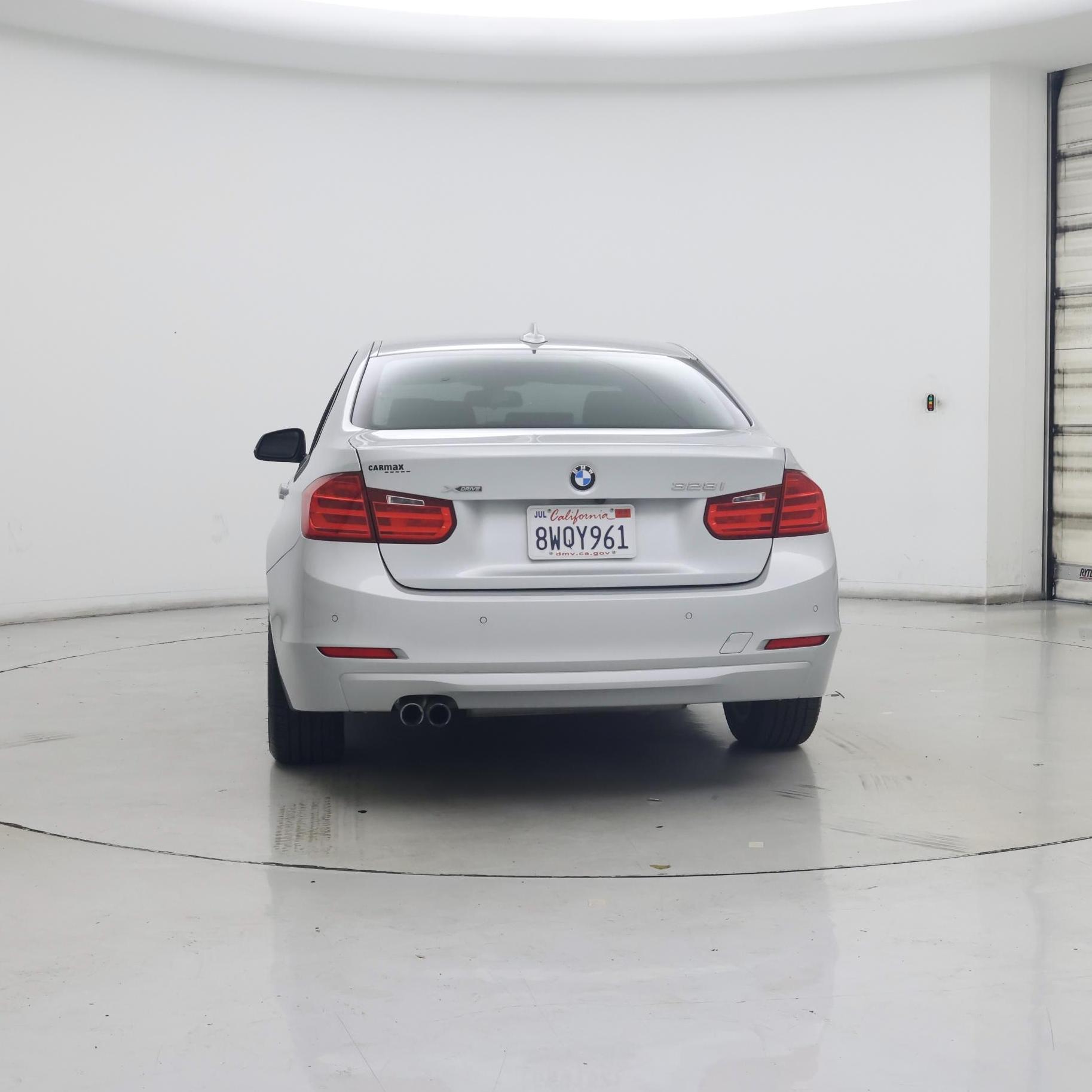 Thumbnail: 2015 BMW 3 Series - 6