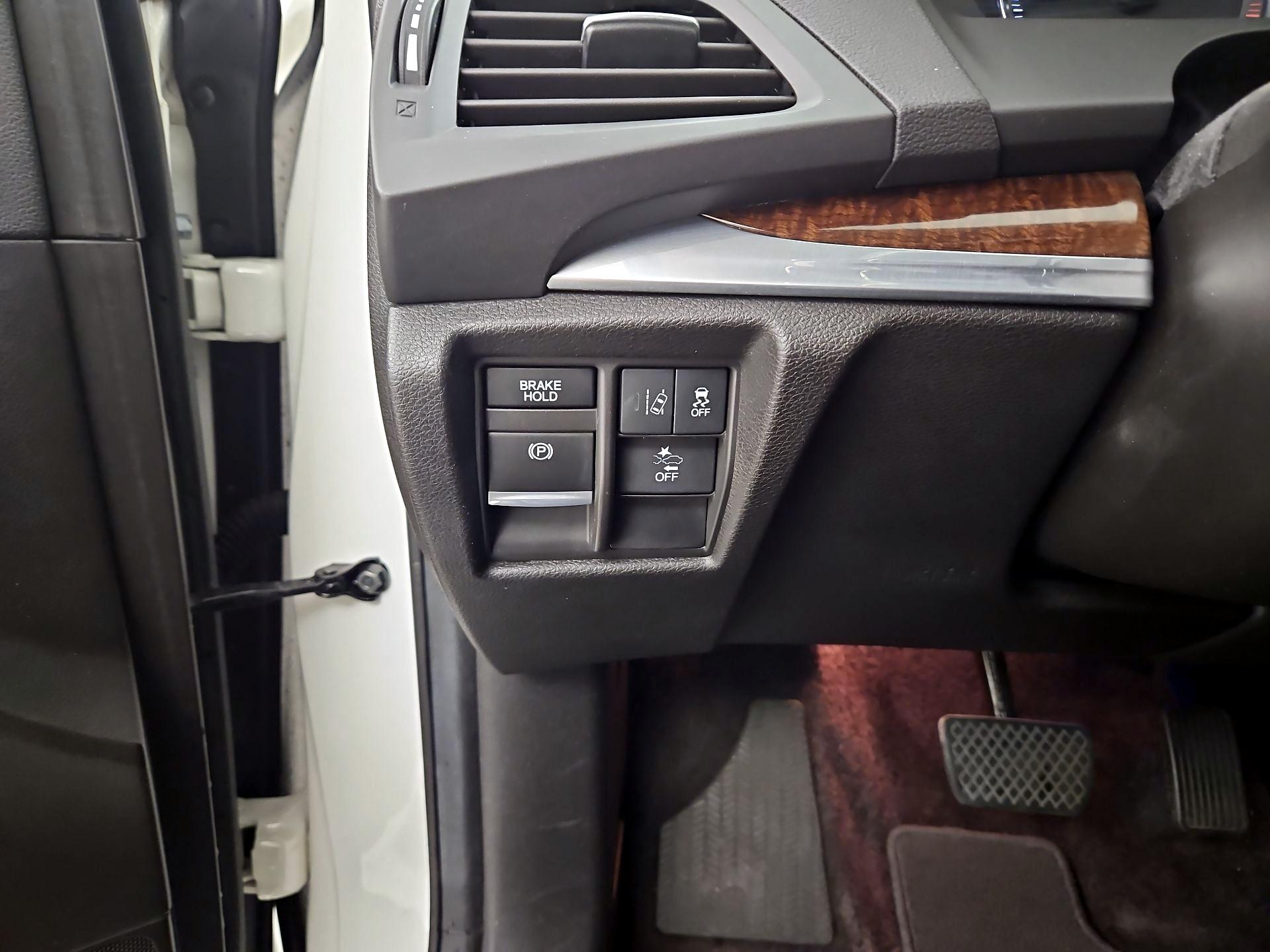 Thumbnail: 2017 Acura MDX - 13