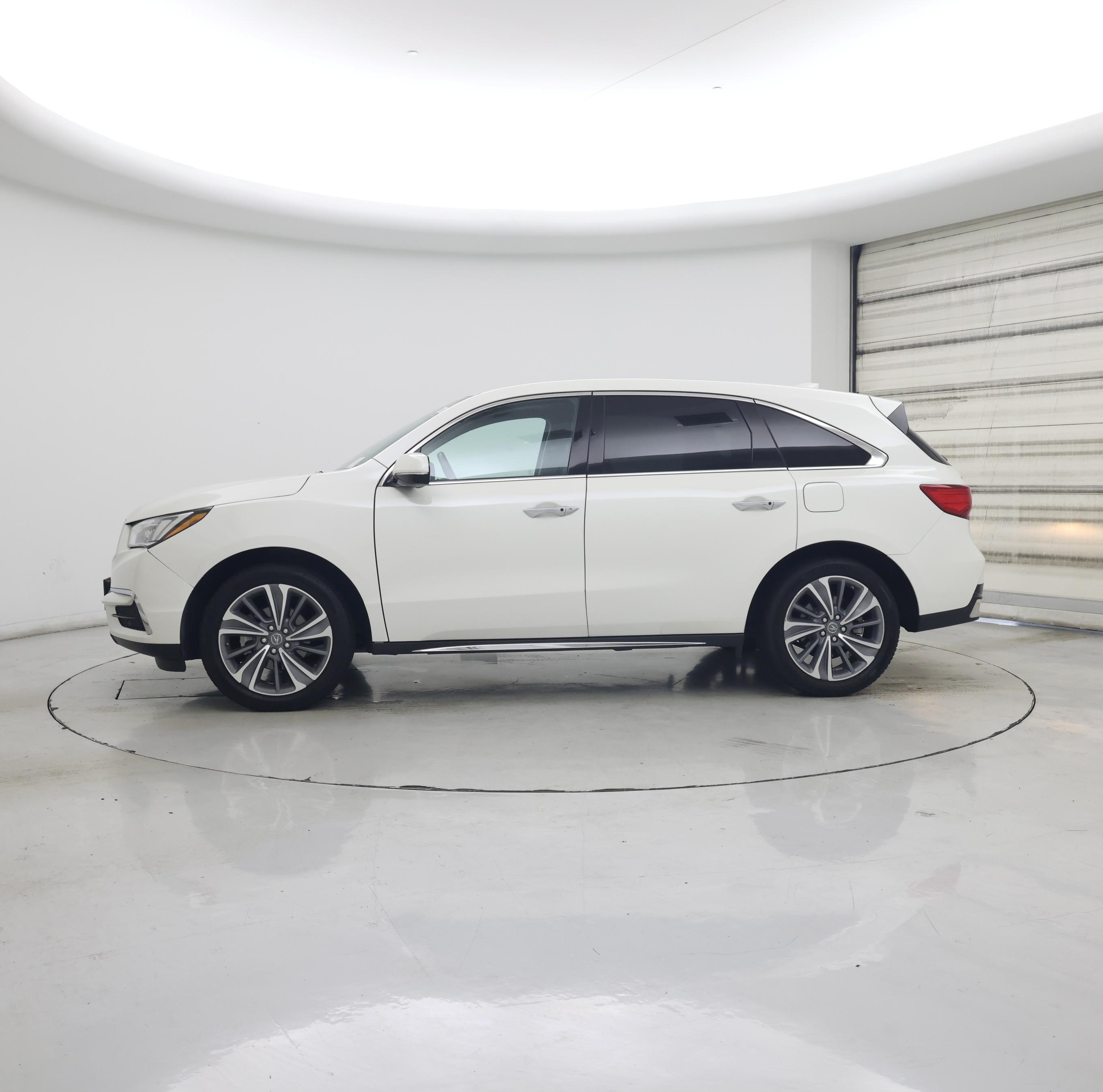 Thumbnail: 2017 Acura MDX - 3