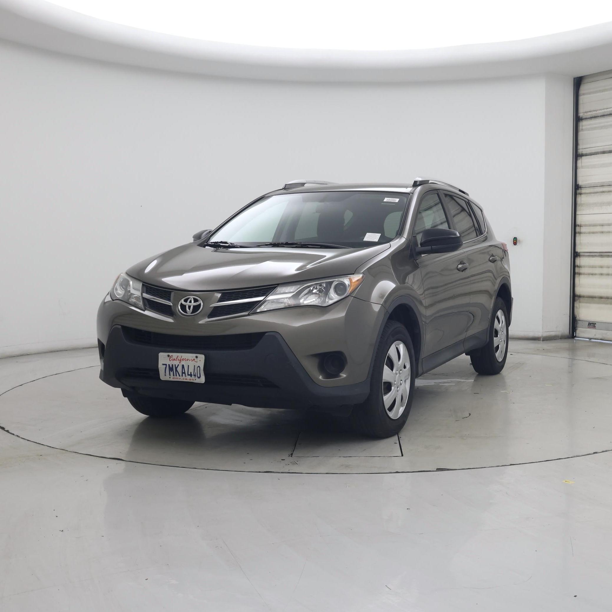 Thumbnail: 2015 Toyota RAV4 - 4