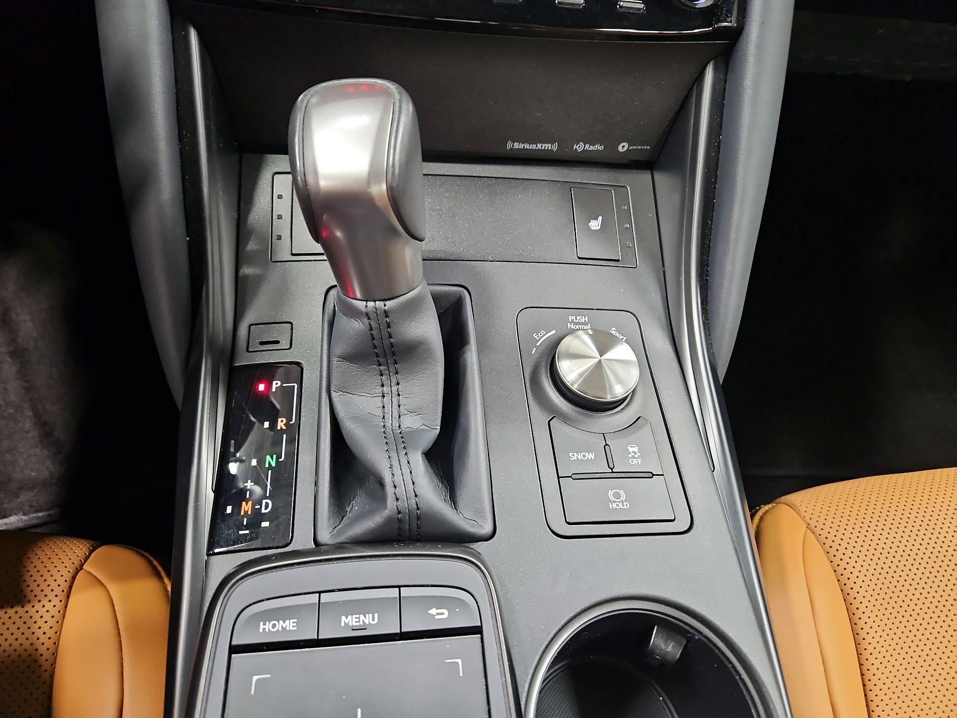 Thumbnail: 2024 Lexus IS - 17