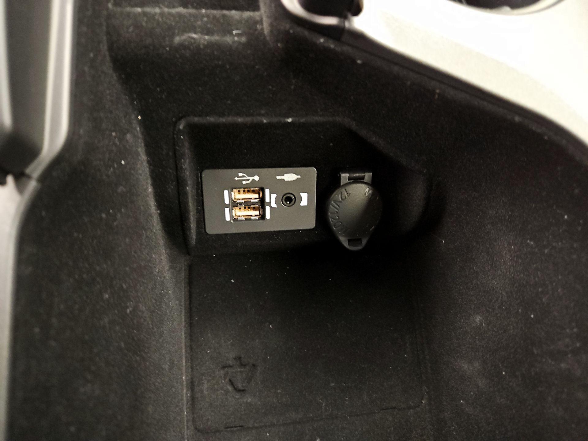 Thumbnail: 2024 Lexus IS - 18