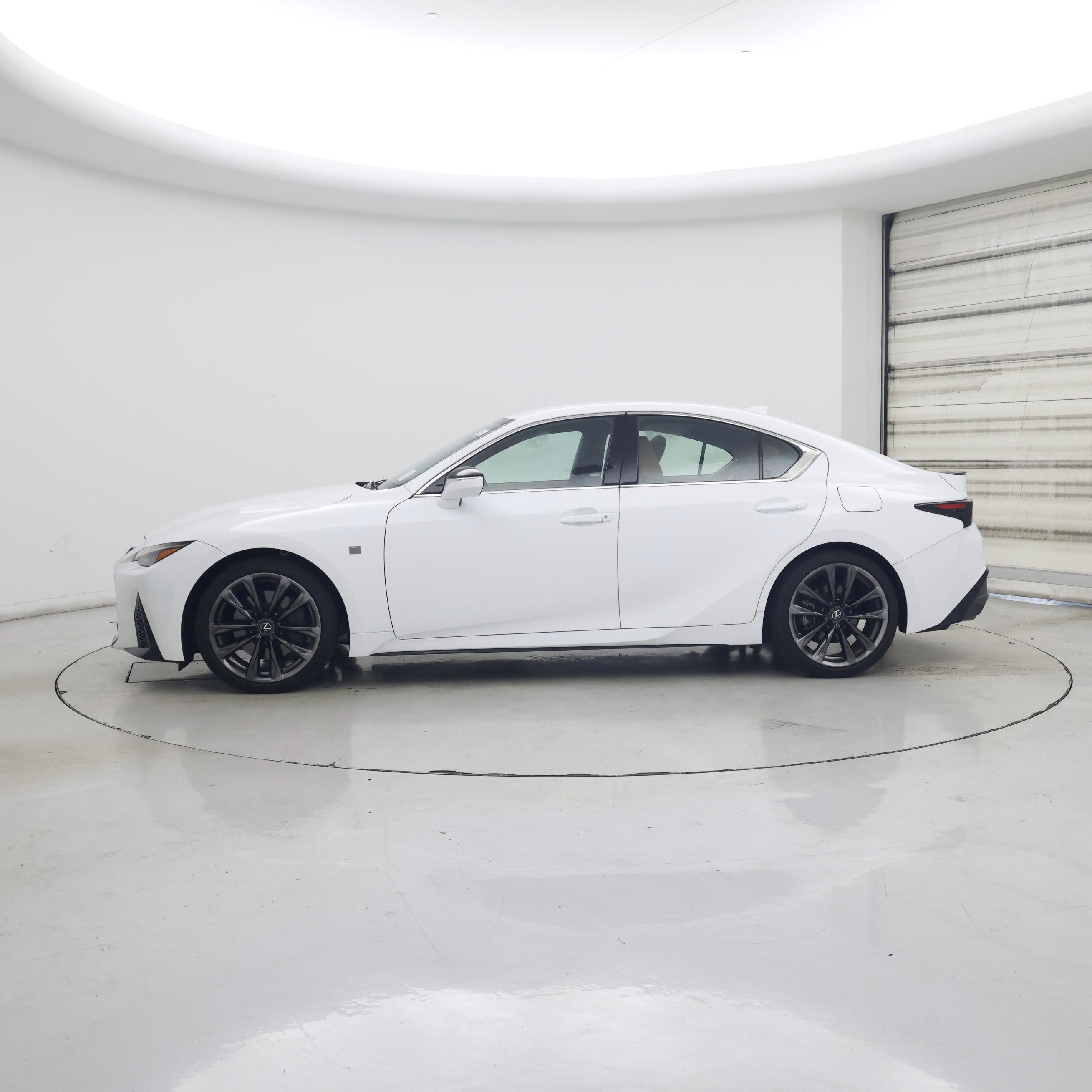 Thumbnail: 2024 Lexus IS - 3