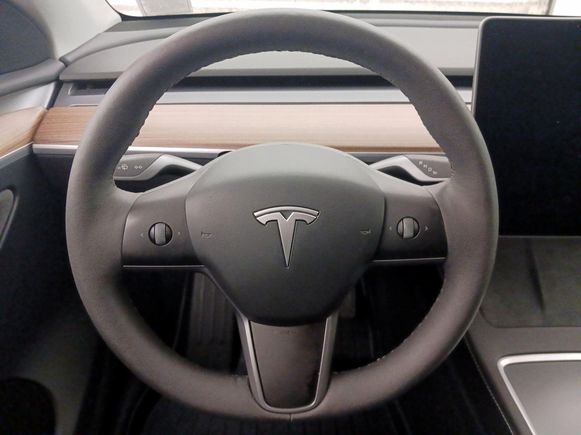 Thumbnail: 2024 Tesla Model Y - 10