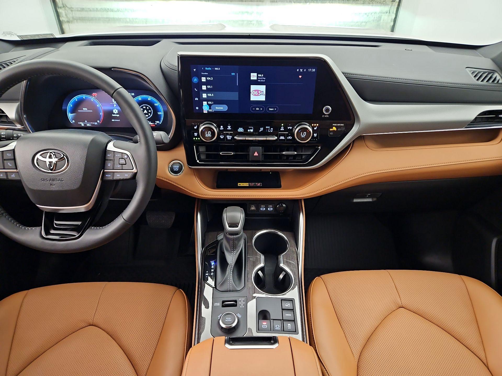 Thumbnail: 2025 Toyota Highlander - 9