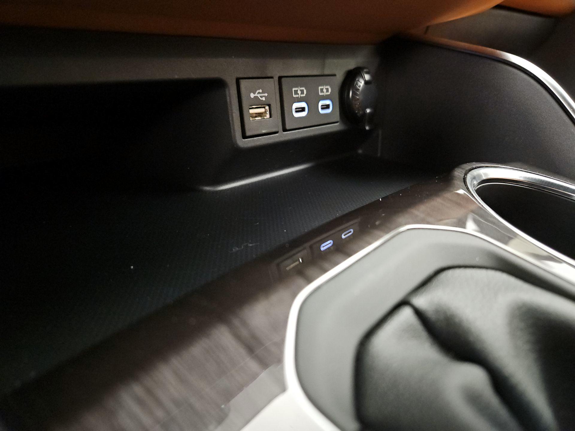 Thumbnail: 2025 Toyota Highlander - 18