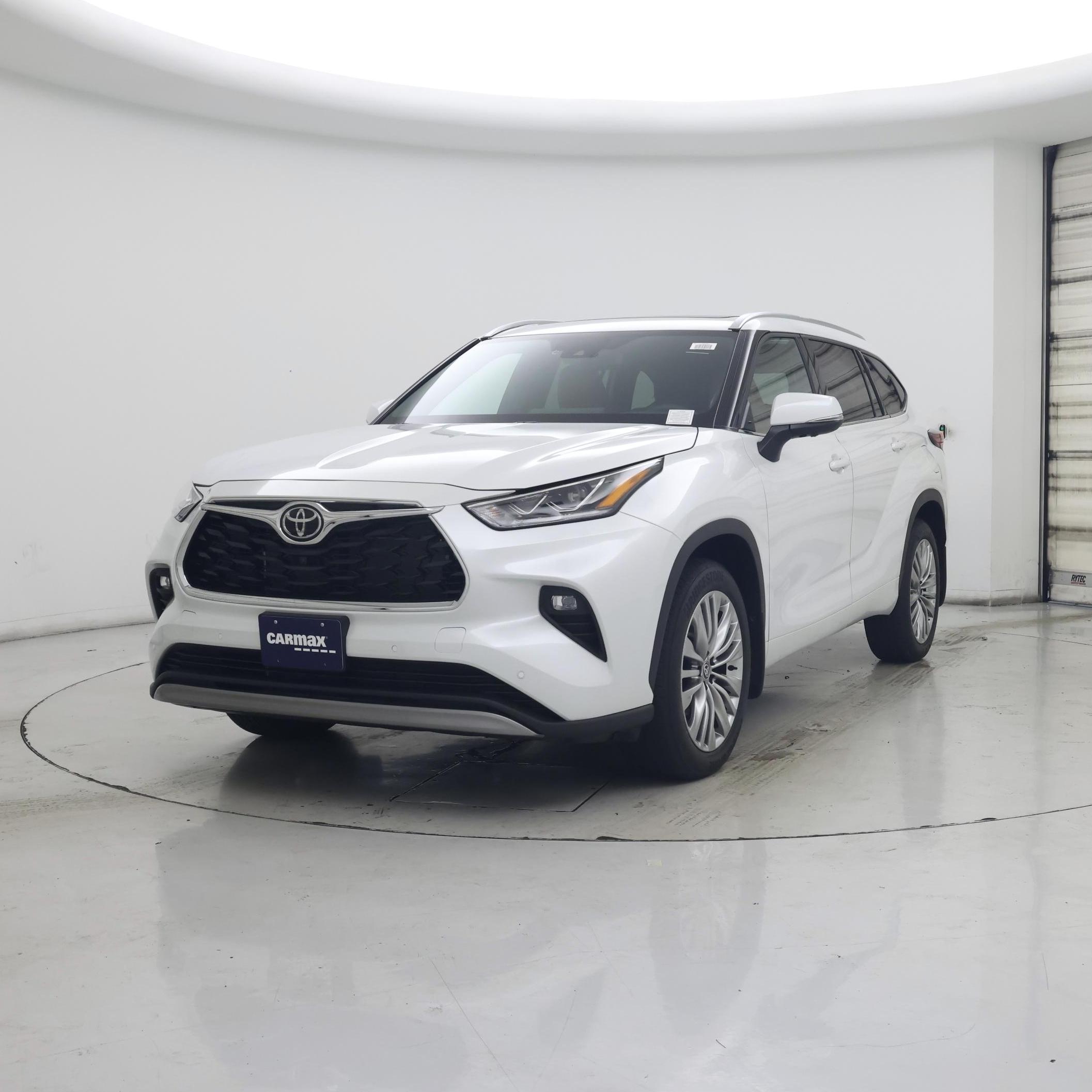 Thumbnail: 2025 Toyota Highlander - 4