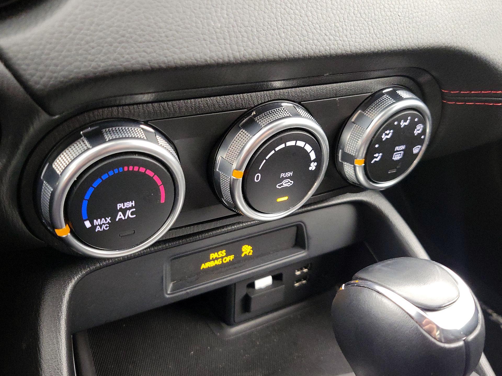 Thumbnail: 2019 Fiat 124 Spider - 16