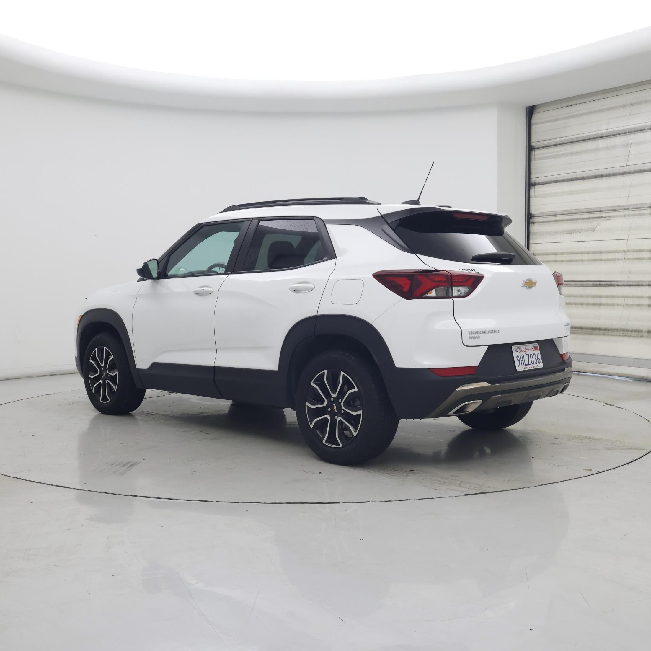 Thumbnail: 2023 Chevrolet TrailBlazer - 2