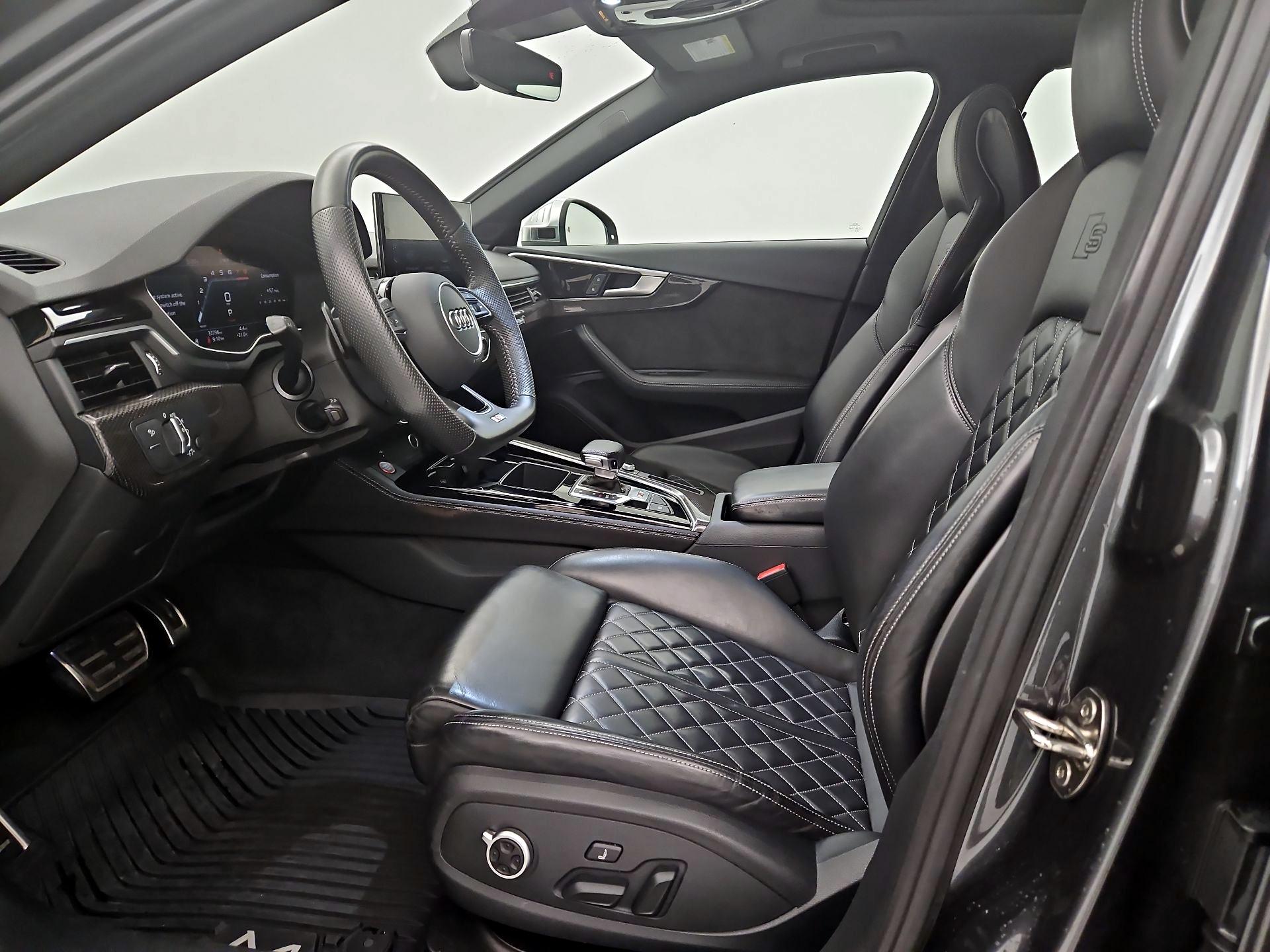 Thumbnail: 2020 Audi S4 - 11