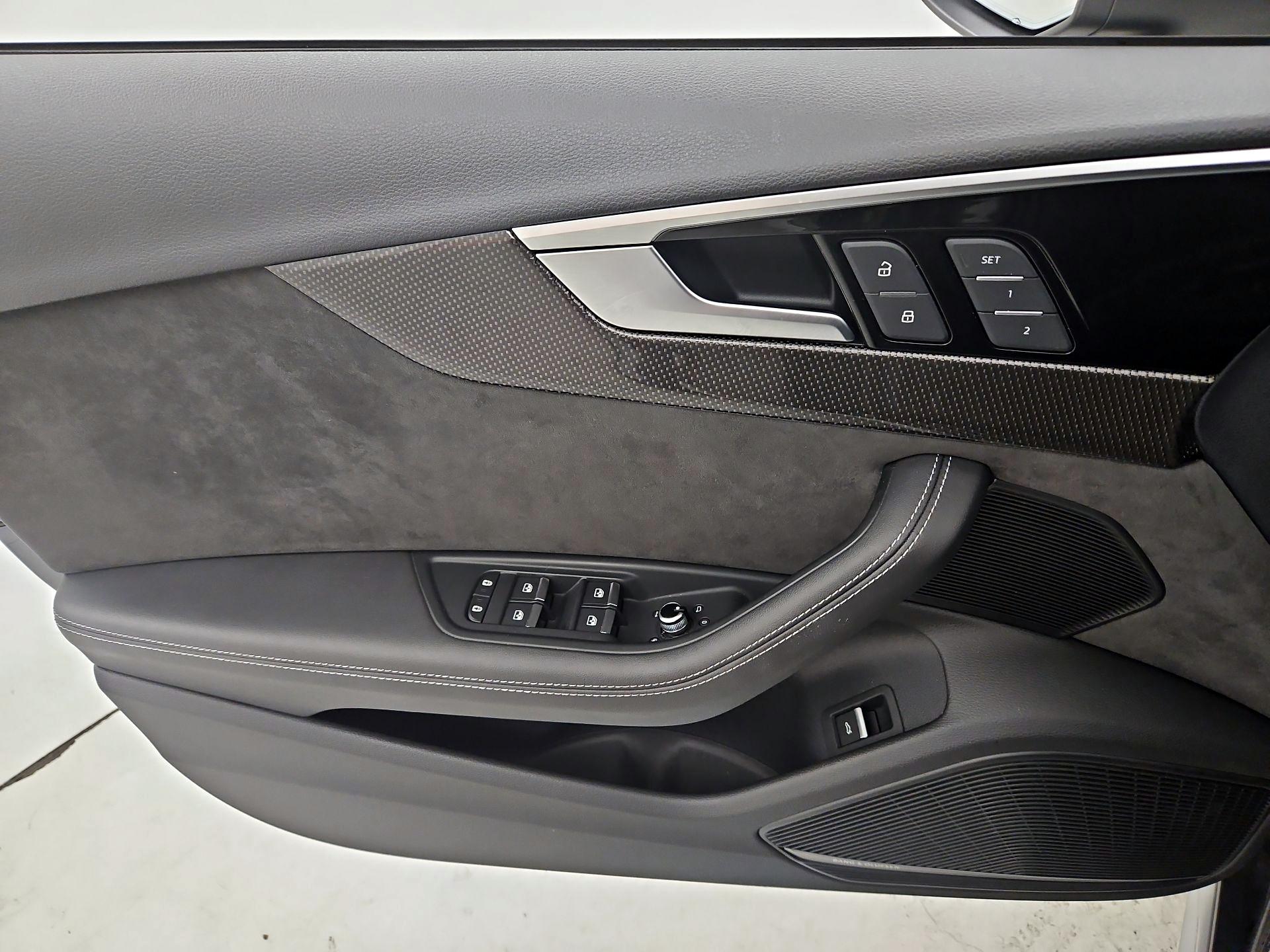 Thumbnail: 2020 Audi S4 - 12