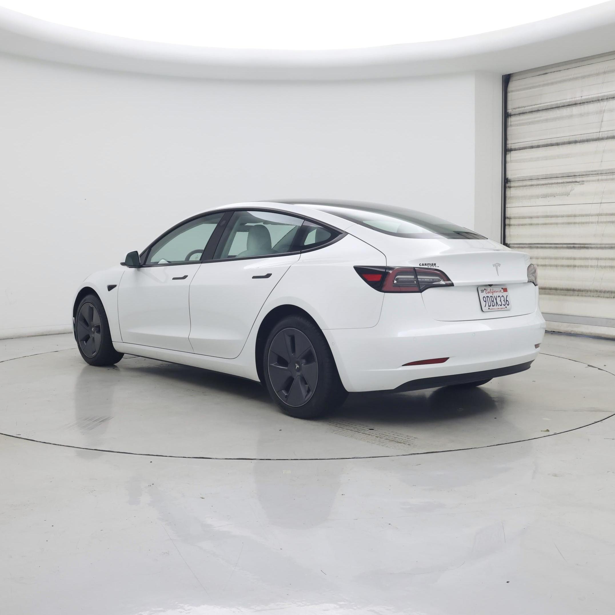 Thumbnail: 2022 Tesla Model 3 - 2