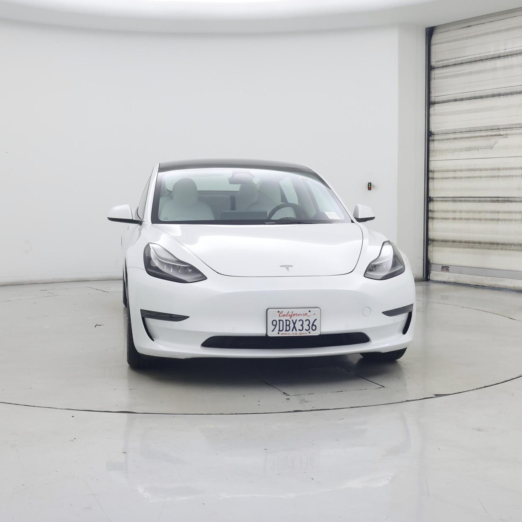 Thumbnail: 2022 Tesla Model 3 - 5