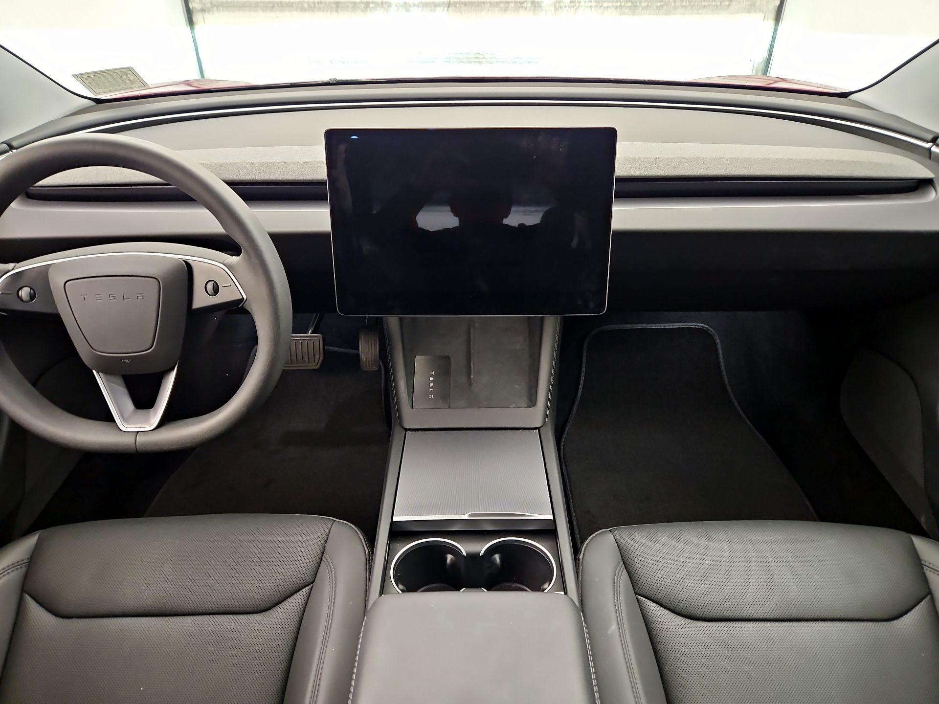 Thumbnail: 2025 Tesla Model 3 - 9