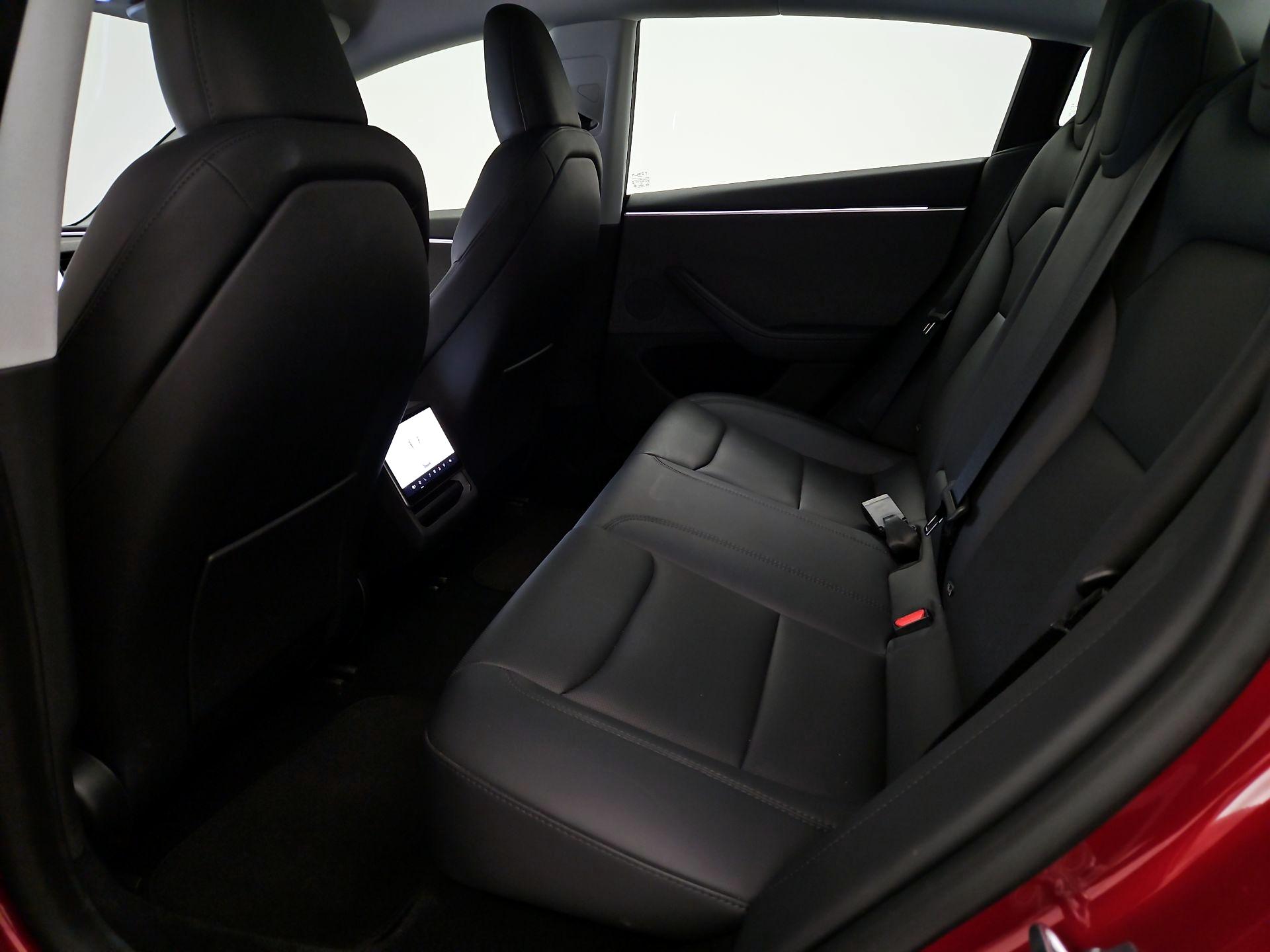 Thumbnail: 2025 Tesla Model 3 - 18