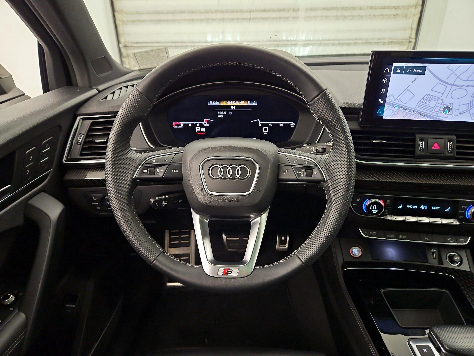 Thumbnail: 2021 Audi SQ5 - 10